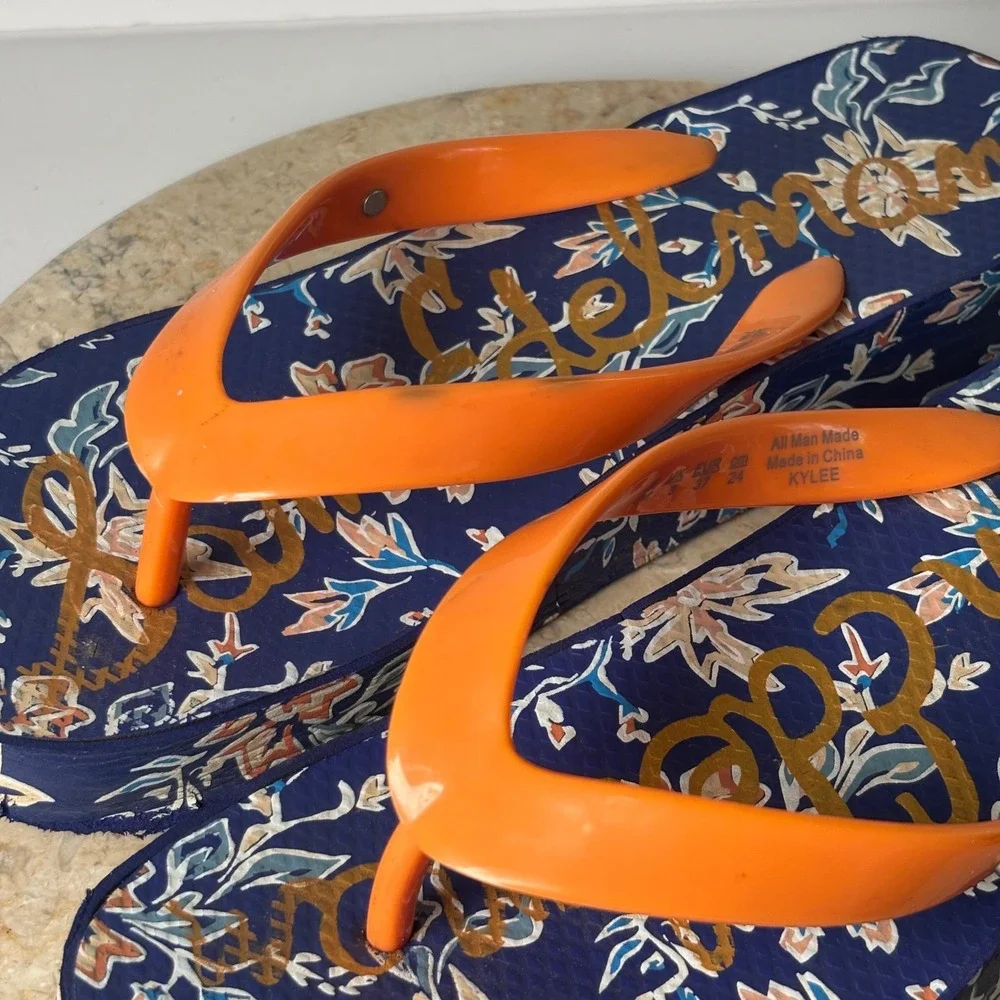 Sam Edelman Kylee Platform Flip Flops 7M Navy Orange Floral Wedge Sandals Y2K